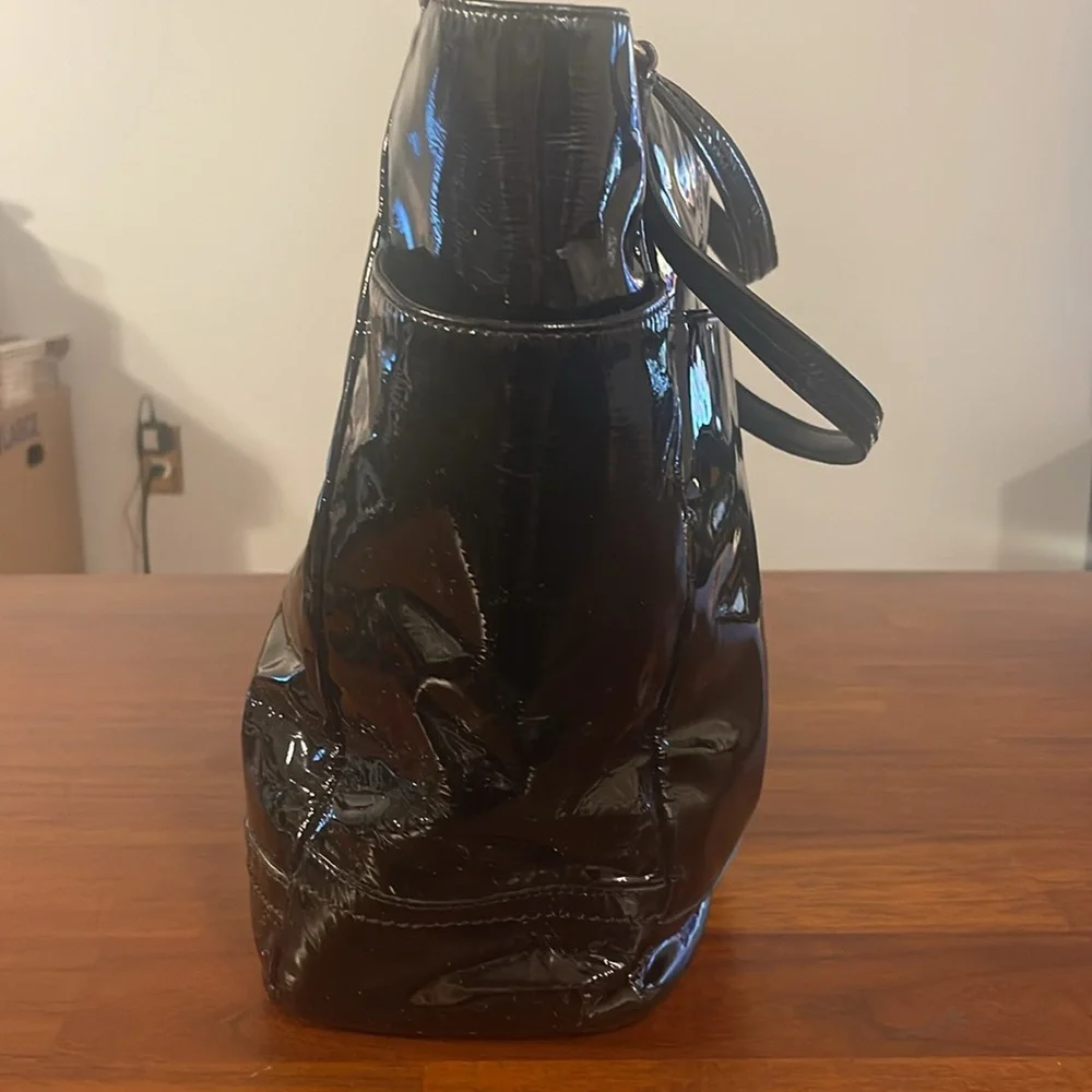 Coach ladies black patent leather tote. Green lining. F24893.